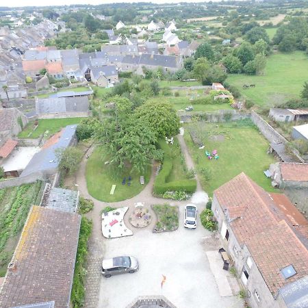La Tourelle En Normandie Saint-Pierre-Église Kültér fotó