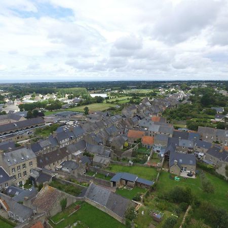 La Tourelle En Normandie Saint-Pierre-Église Kültér fotó