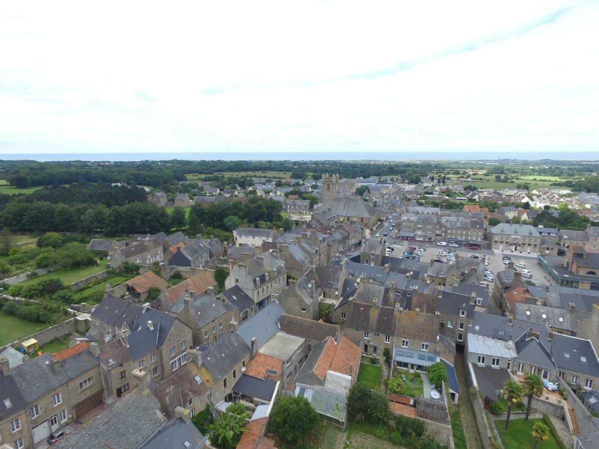 La Tourelle En Normandie Saint-Pierre-Église Kültér fotó